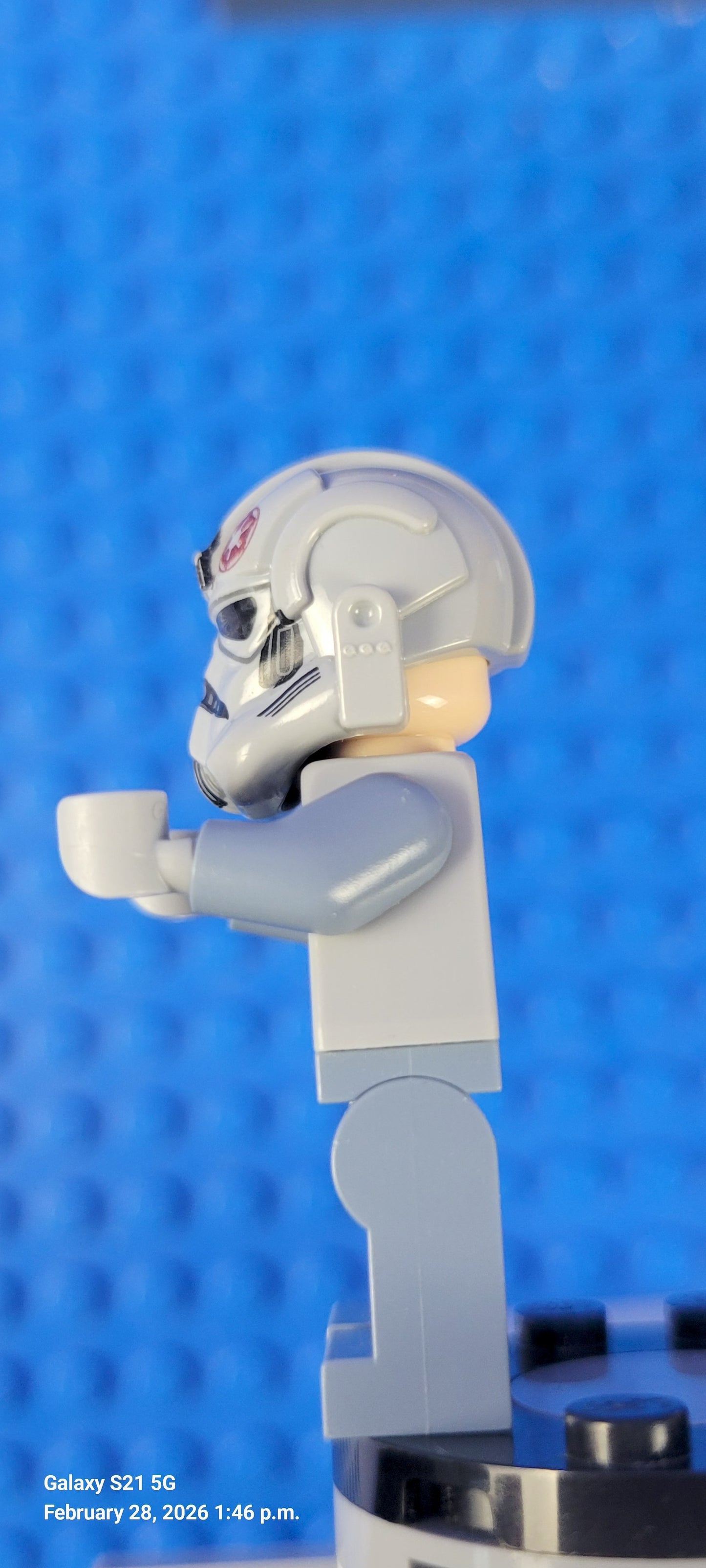 Lego Star Wars: AT-AT Driver - Dark Red Imperial Logo sw0581 Set 75054 75075