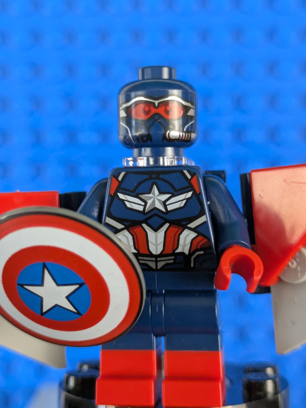 Lego Super Heroes: Captain America vs. Red Hulk Battle Set 76292 Incomplete Set