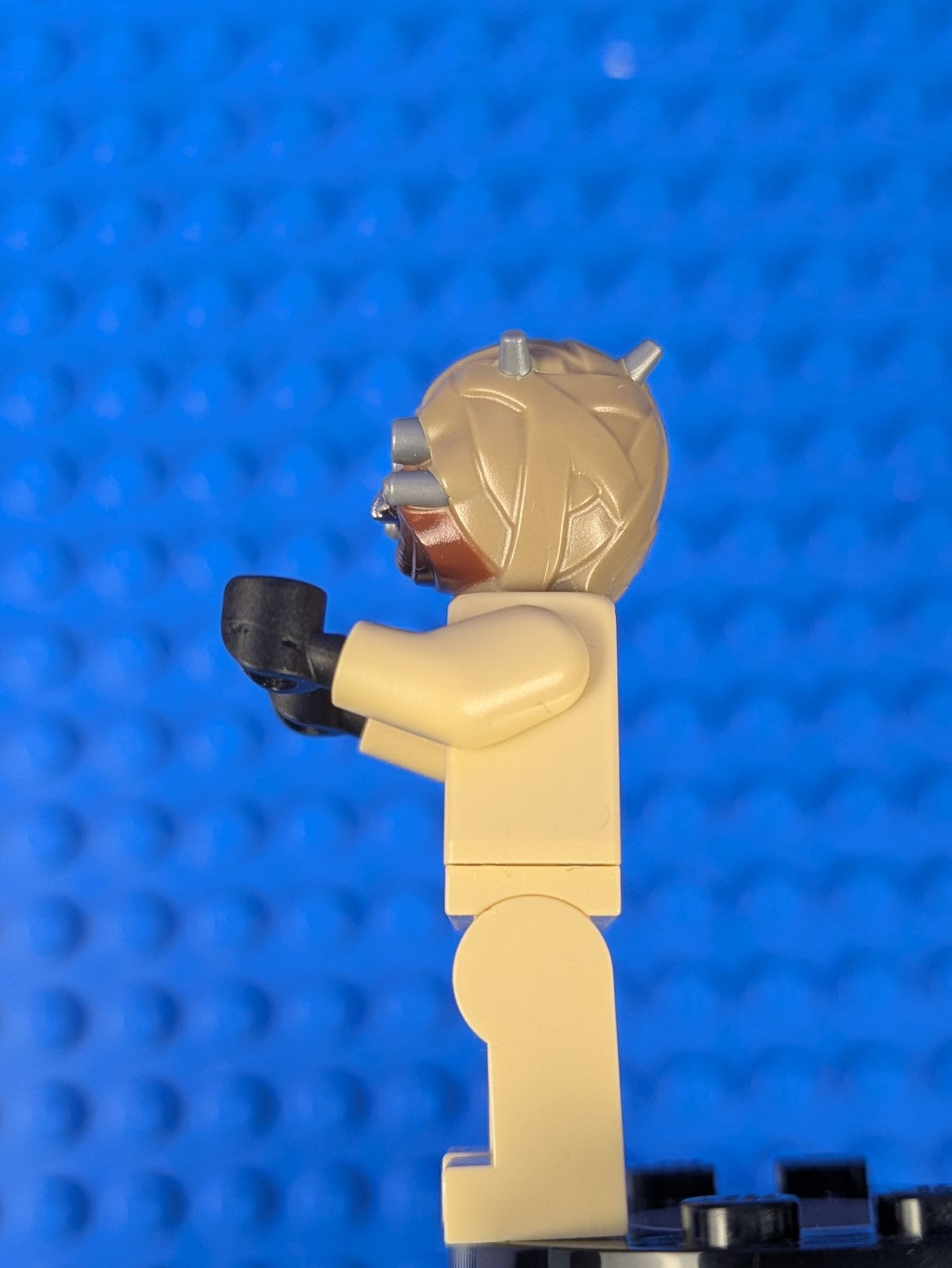Lego Star Wars: Episode 4-6: Tusken Raider - Dark Tan Head sw1074 Set 75270
