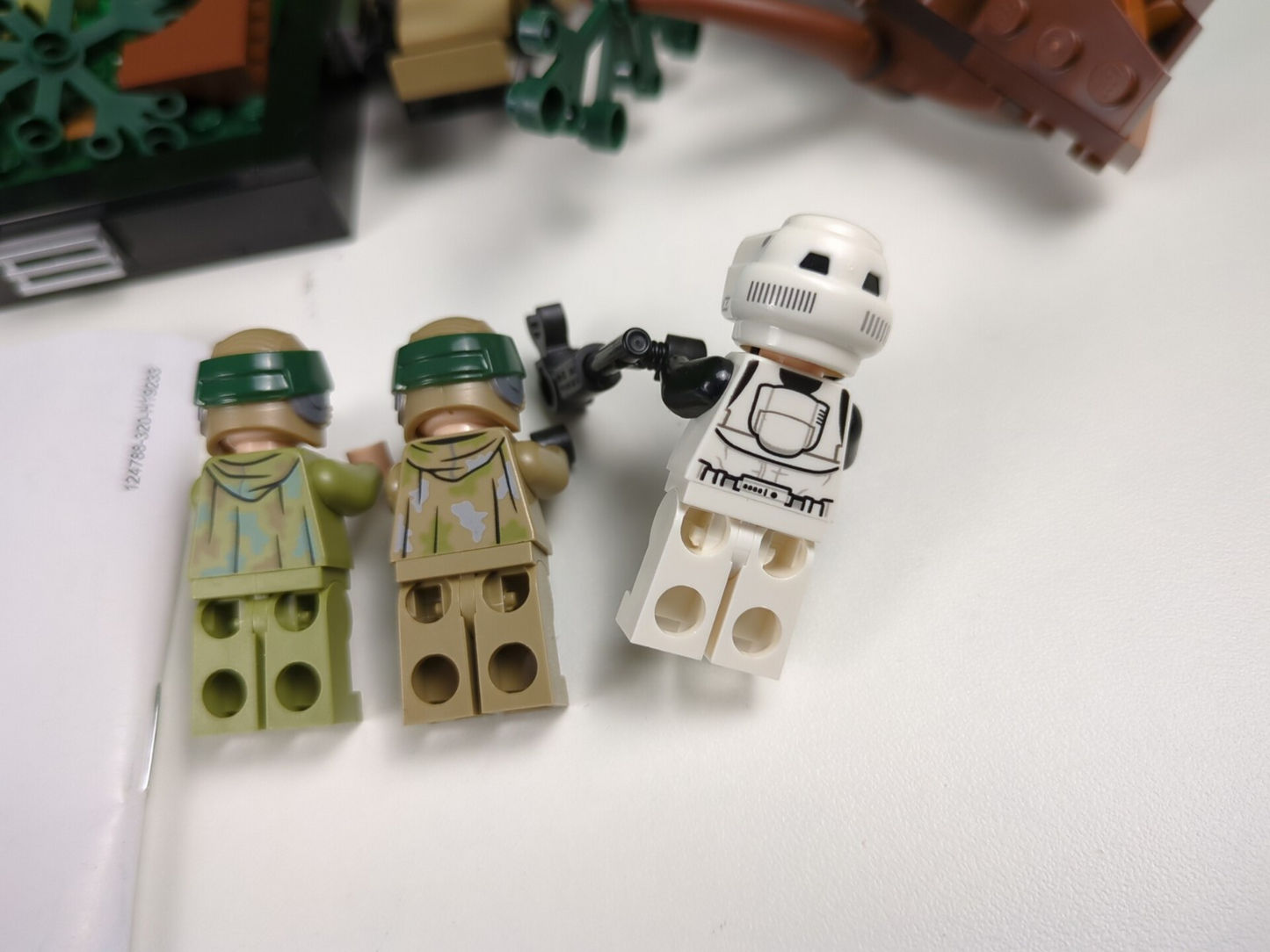 Lego Star Wars: Endor Speeder Chase Diorama Set 75353 - w/ Instructions