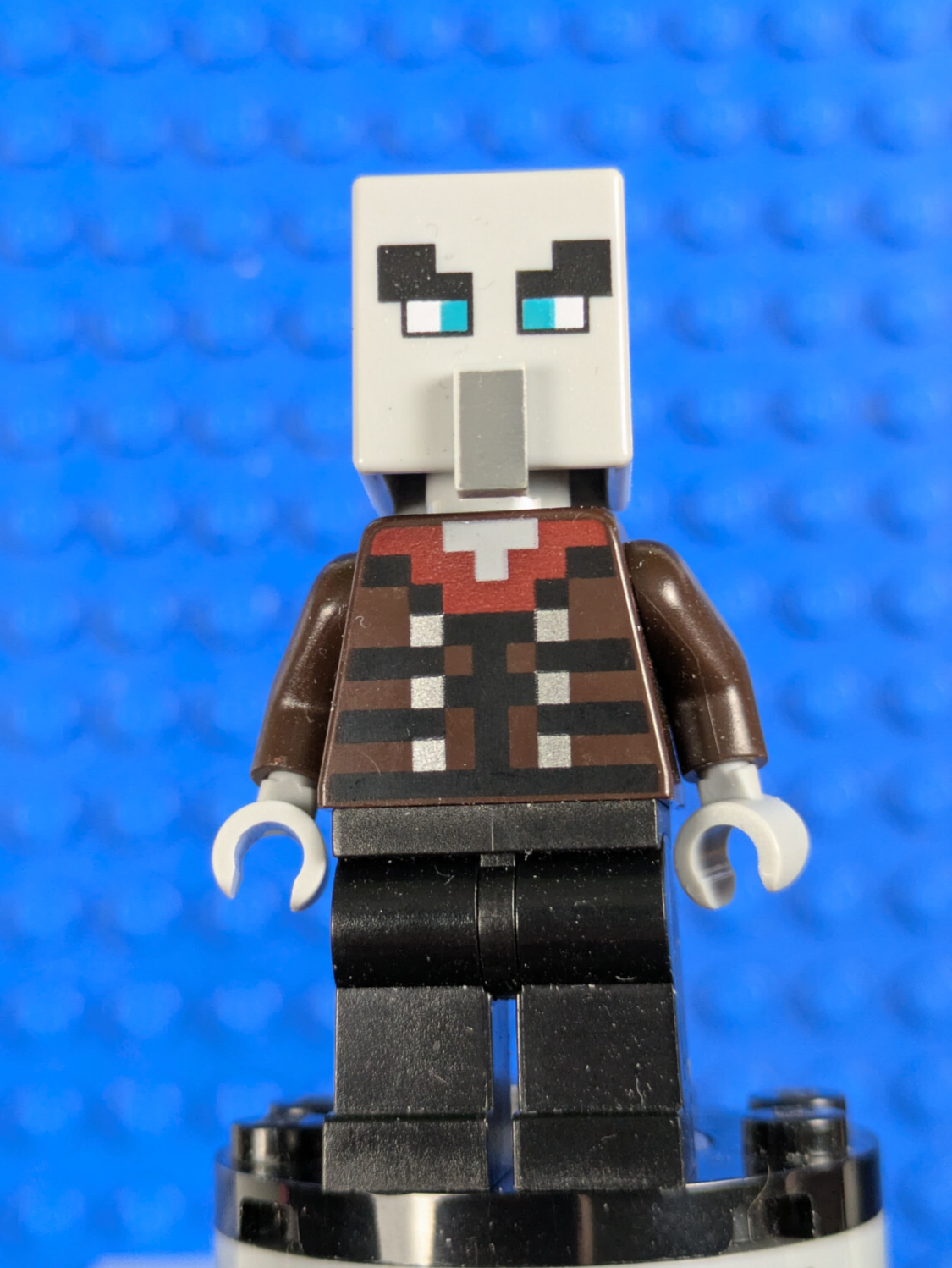 Lego Minecraft: Illager (Vindicator) - Wide Eyes min078 Sets 21160, 21188