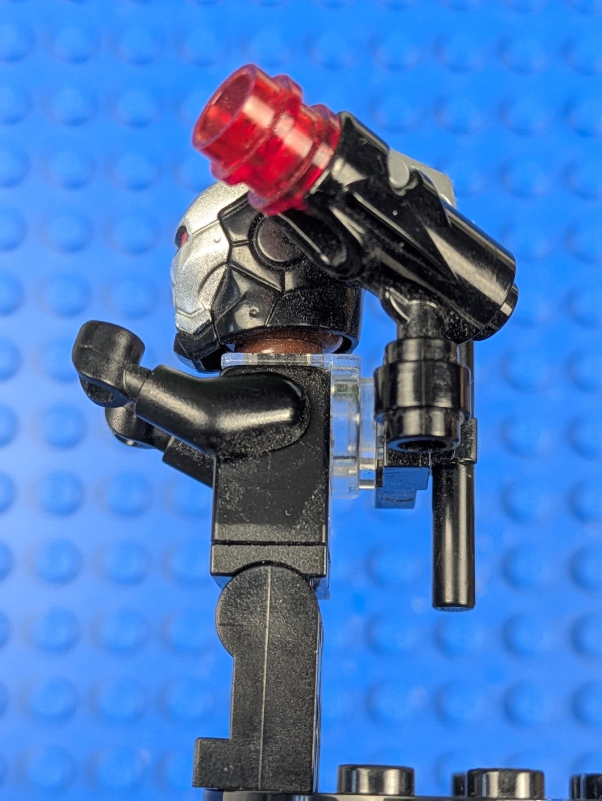 Lego Super Heroes: War Machine - with Shooter sh0258 Set 76051