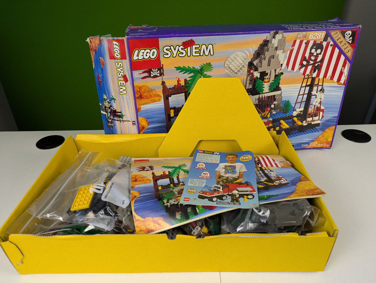 Lego Pirates: Pirates I: Pirates Perilous Pitfall Set 6281