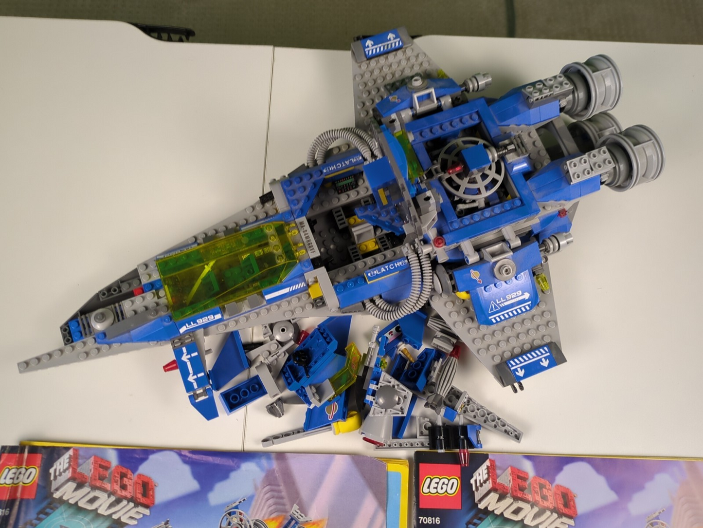 Lego The LEGO Movie: Benny's Spaceship, Spaceship, SPACESHIP! Set 70816