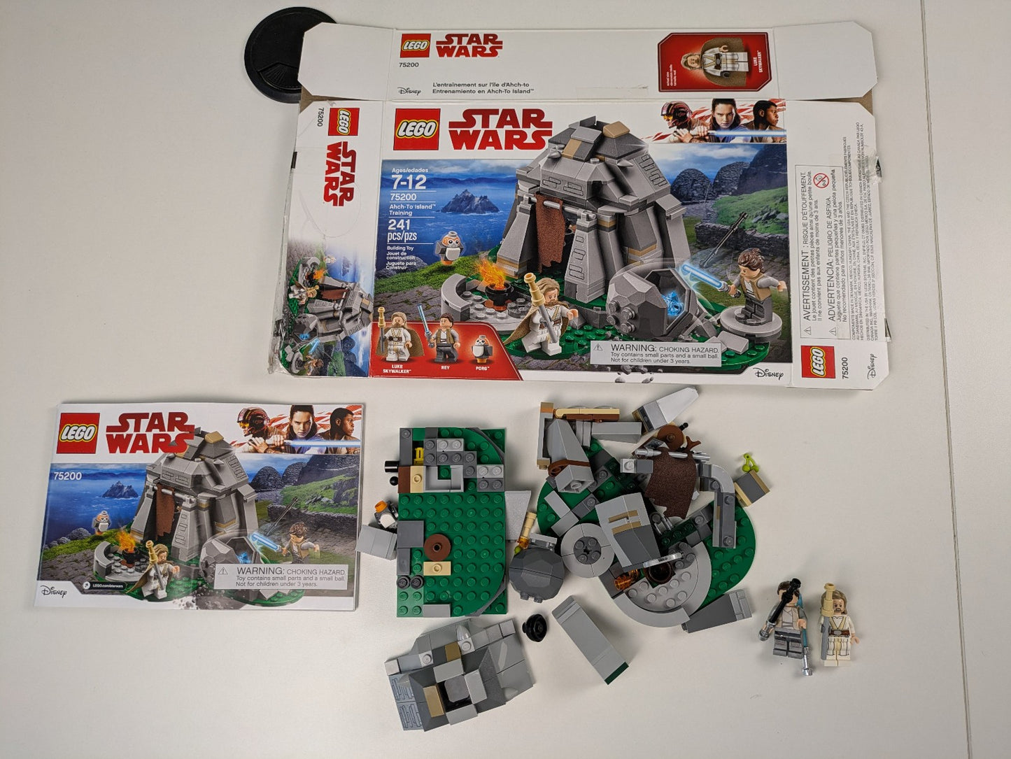 Lego Star Wars: Episode 8: Ahch-To Island Training Set 75200 - Complete Set