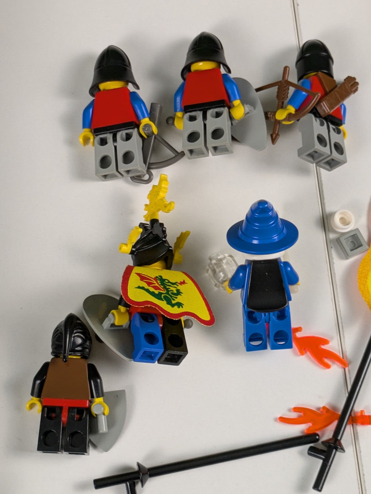Lego Castle: Dragon Knights: Fire Breathing Fortress Set 6082 - w/ Instructions