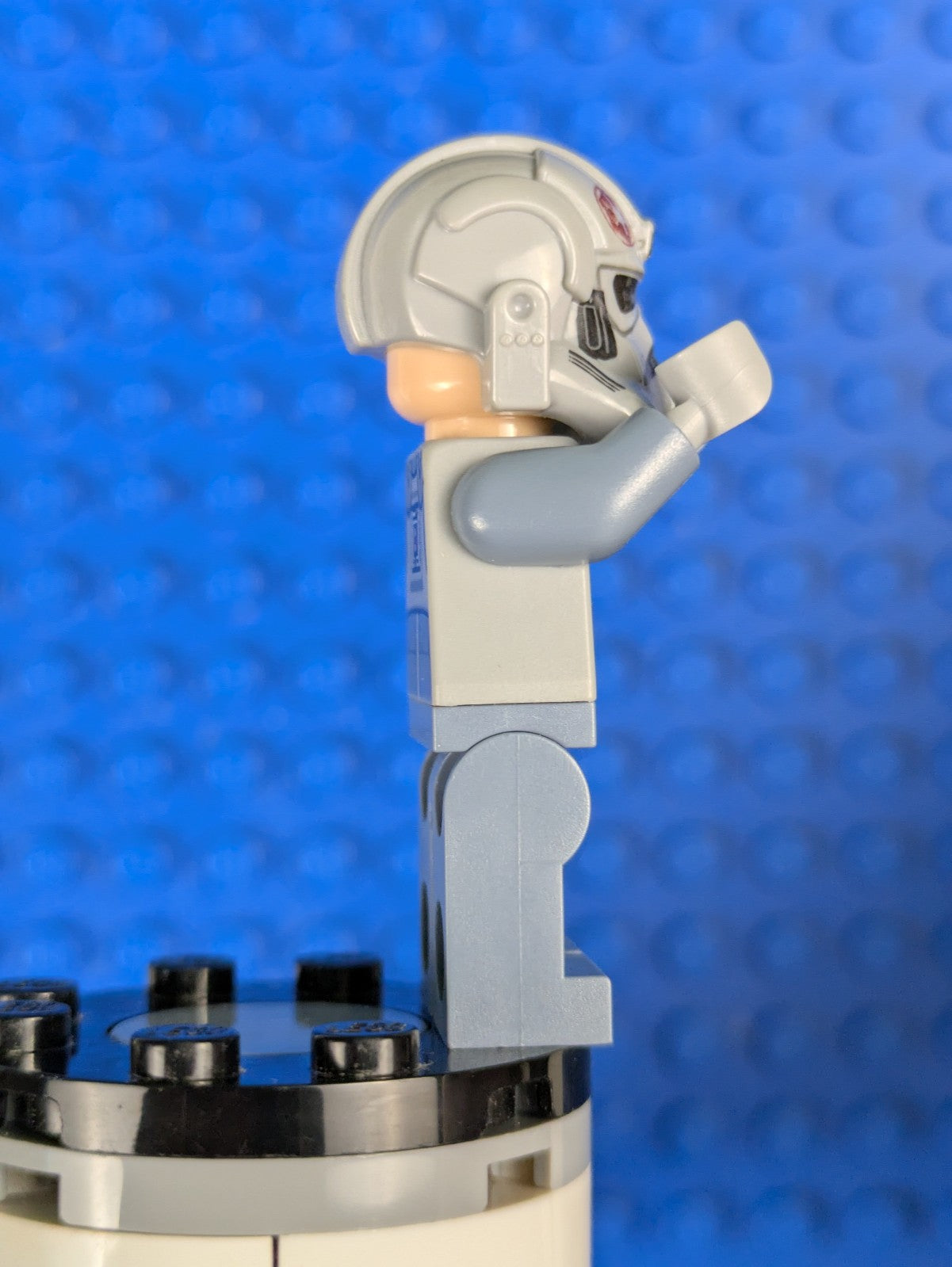 Lego Star Wars: AT-AT Driver - Dark Red Imperial Logo sw0581 Set 75054