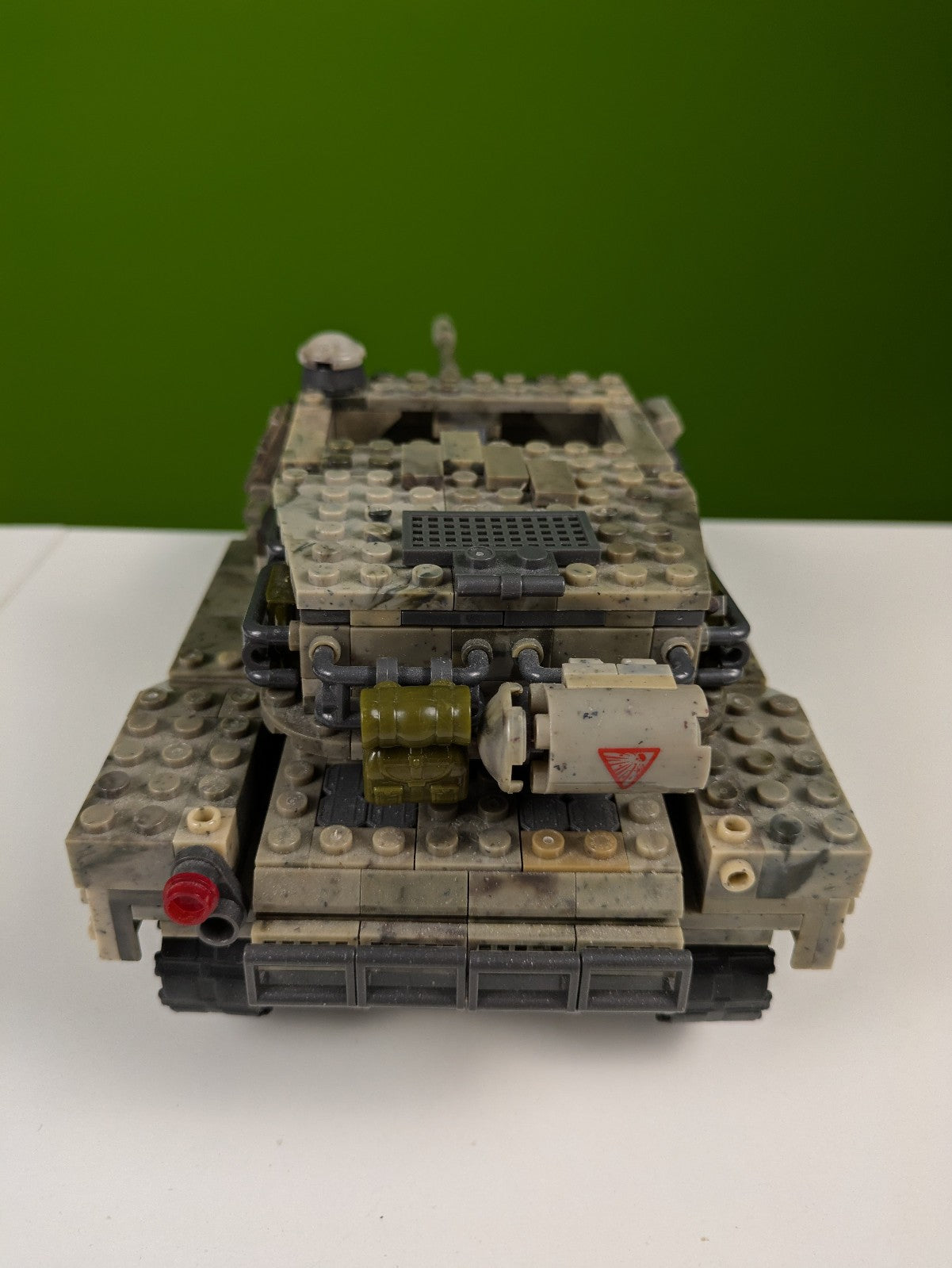 Mega Bloks Call of Duty Heavy Armor Outpost Set DCL21 - Tank Only