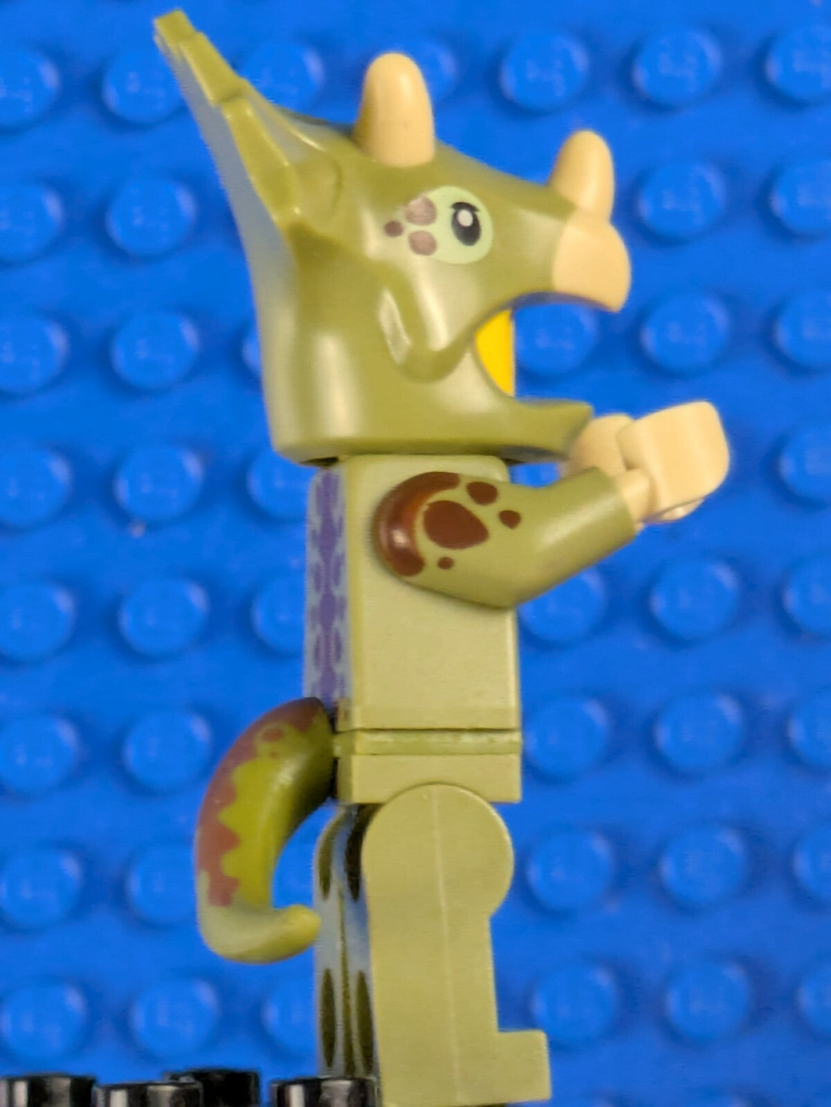 Lego Collectible Minifigures: Series 25: Triceratops Costume Fan col25-8 71045