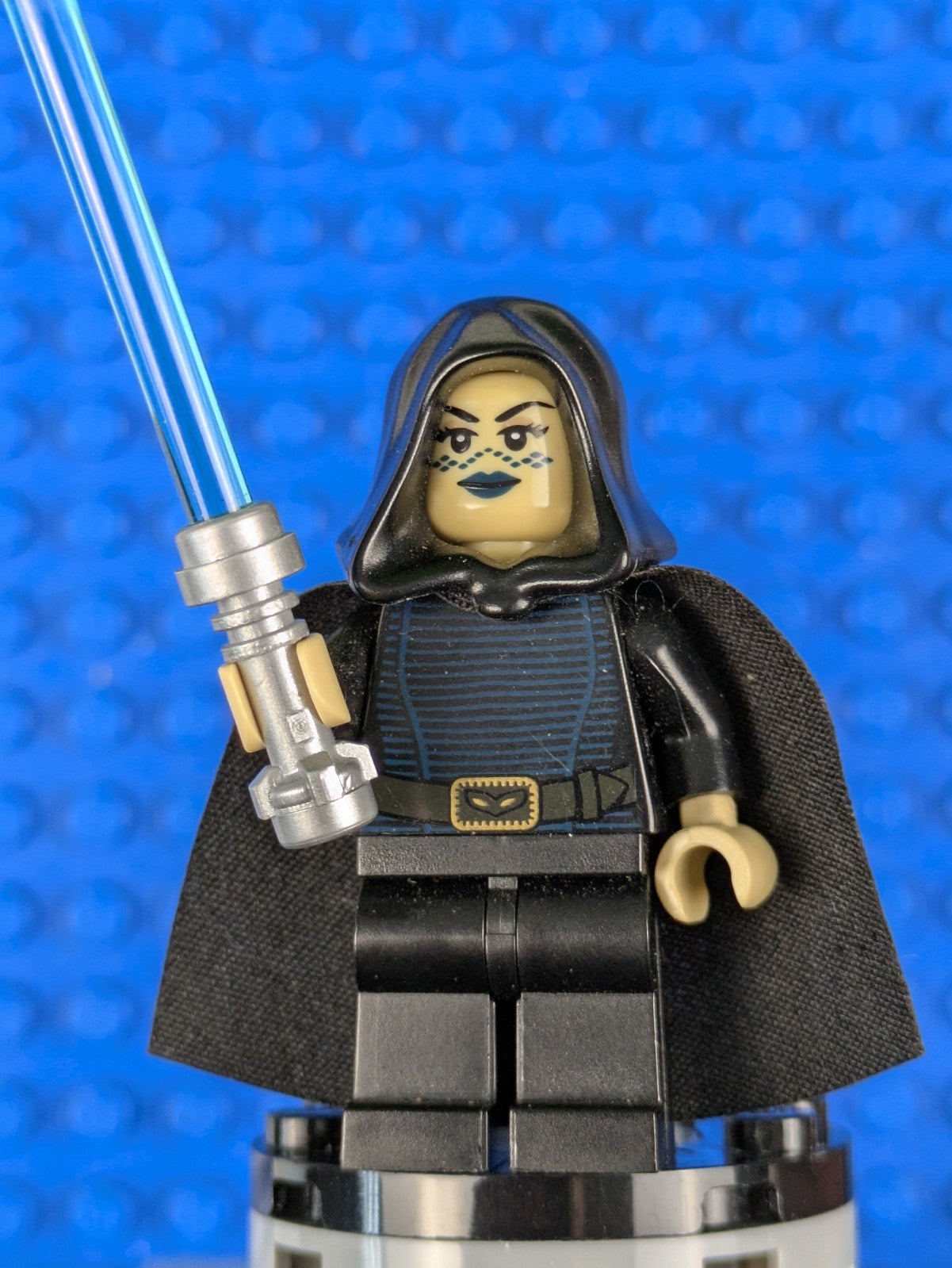 Lego Star Wars: Episode 3: Barriss Offee - Black Cape and Hood sw0269 Set 8091