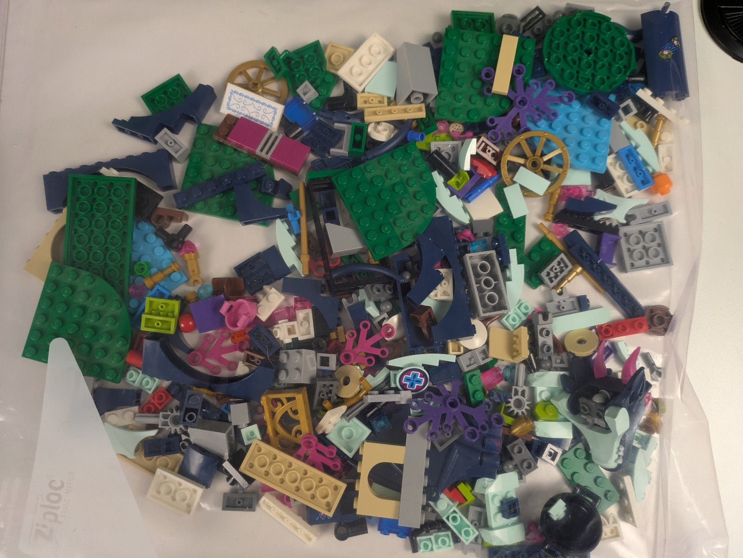 Lego Elves: Rosalyn's Healing Hideout Set 41187 - w/ Instructions