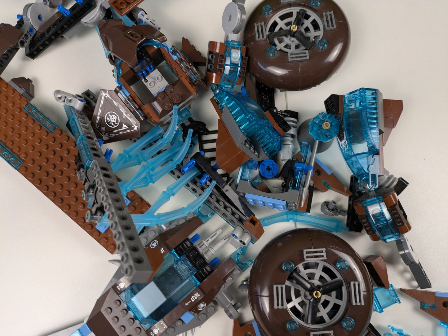 Lego LEGENDS OF CHIMA: Maula's Ice Mammoth Stomper Set 70145 - Incomplete Set