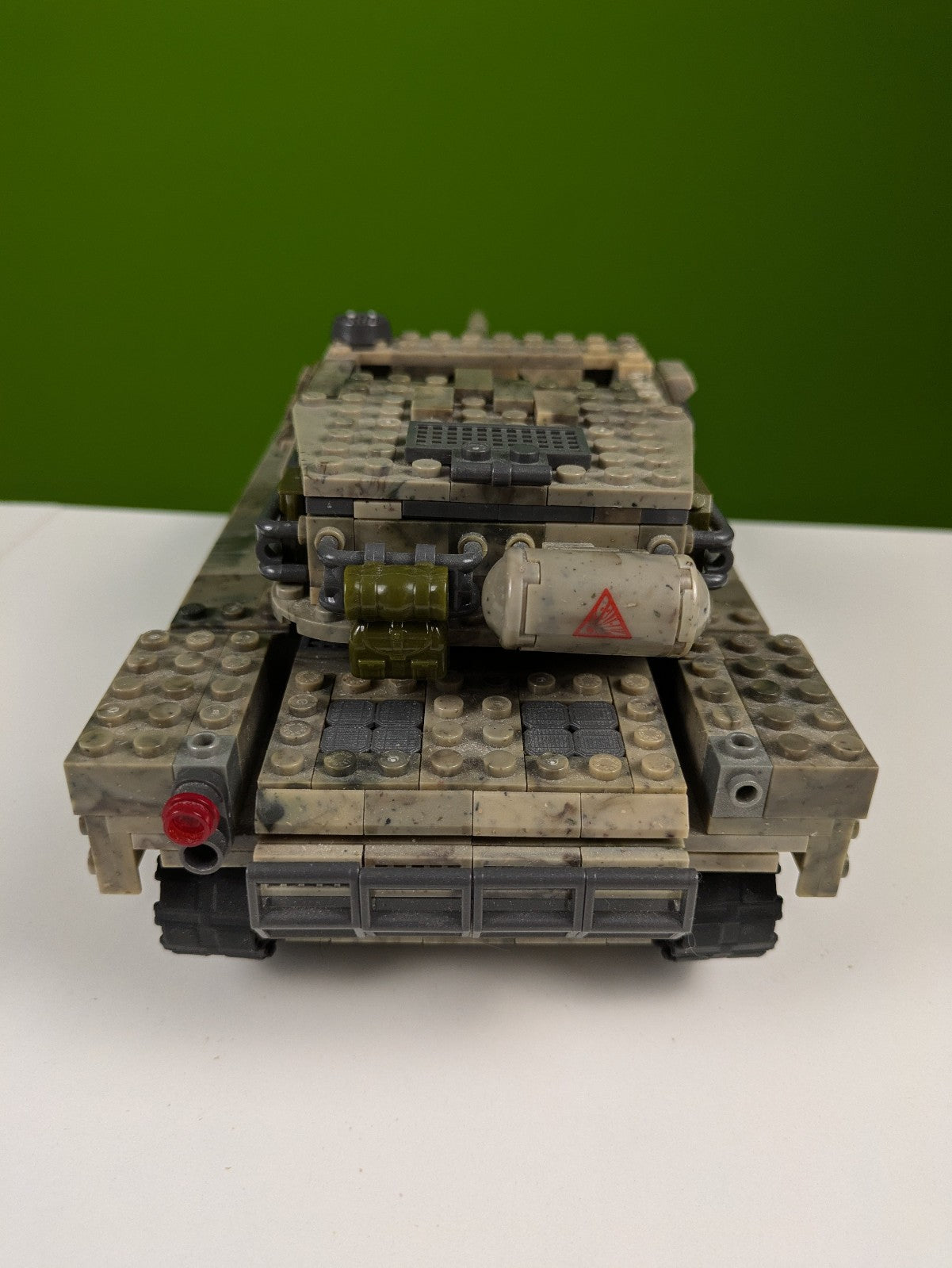 Mega Bloks Call of Duty Heavy Armor Outpost Set DCL21 - Tank Only