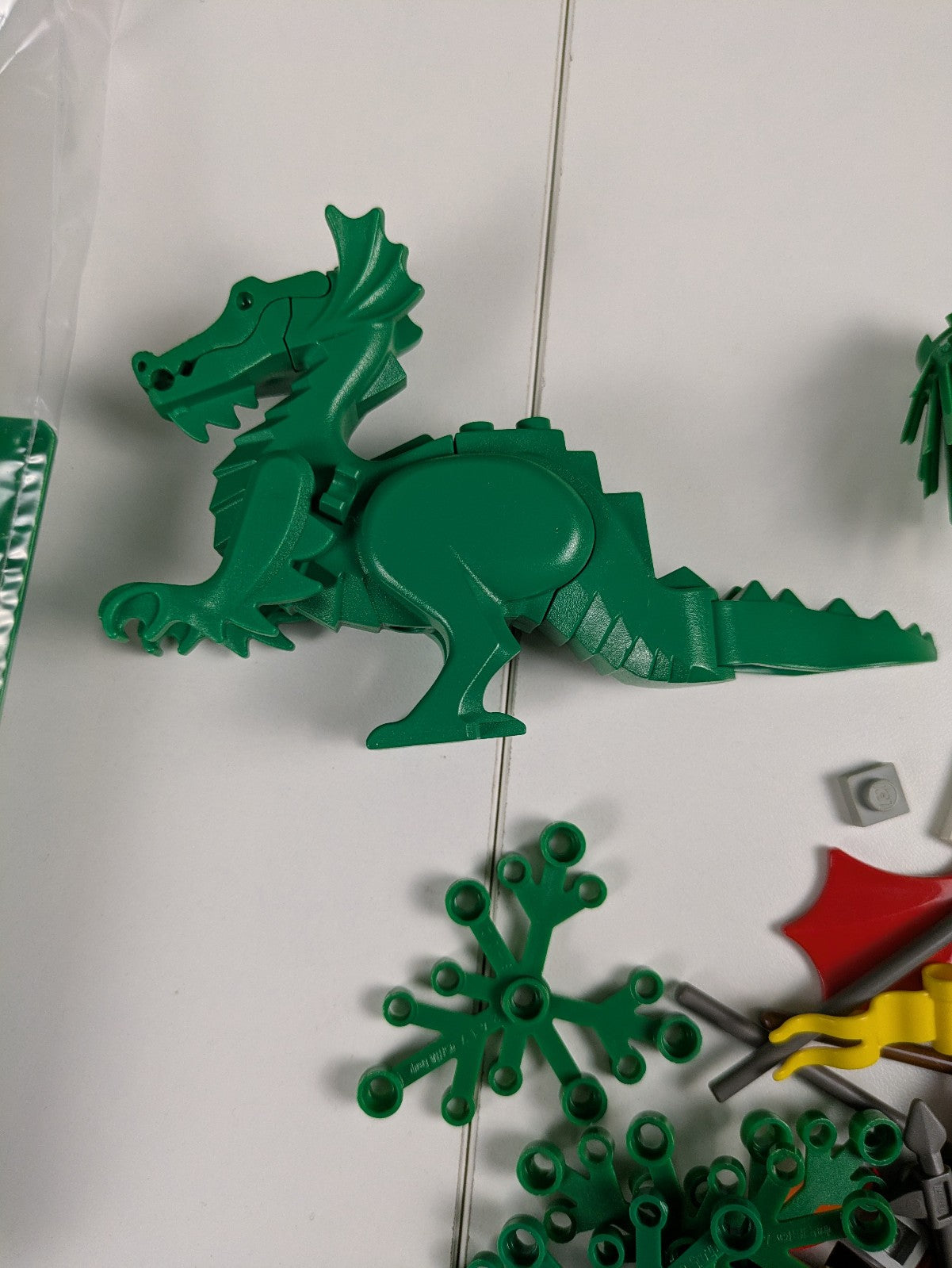 Lego Castle: Dragon Knights: Dark Dragon's Den Set 6076 - w/ Instructions
