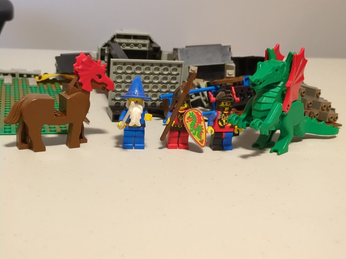 Lego Castle: Dragon Knights: Majisto's Tower 1906 Vintage Set