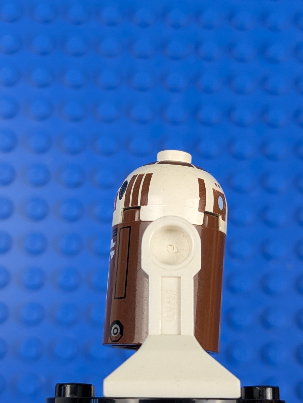 Lego Star Wars: The Clone Wars: R7-D4 - Astromech Droid sw0119 Set 8093