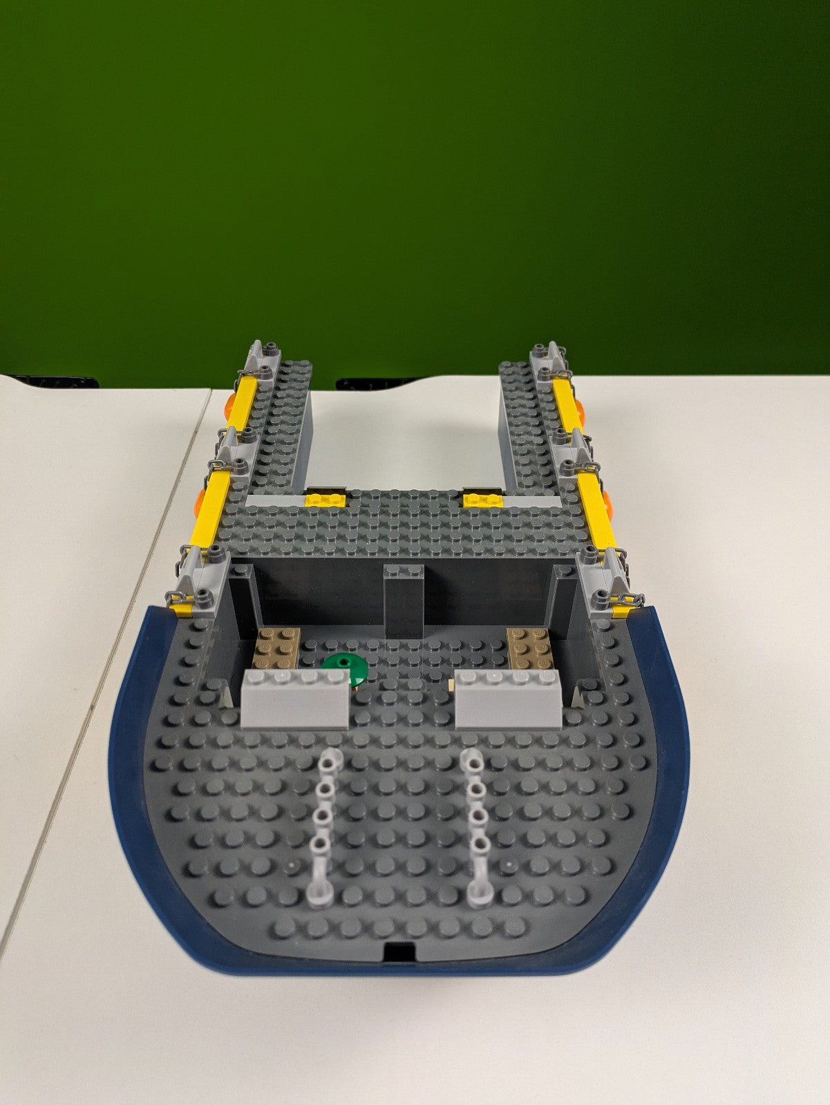 Lego City: Town: Deep Sea Exploration Vessel Set 60095 - Incomplete Set