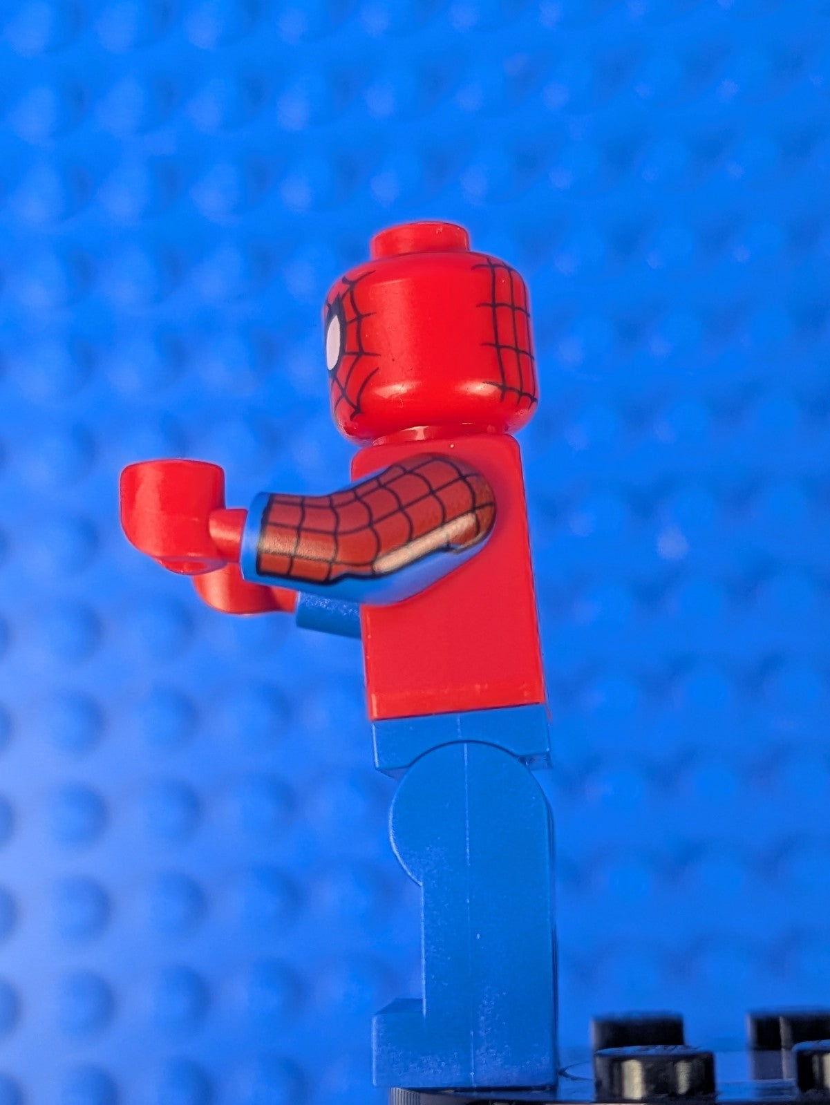 Lego Super Heroes: Spider-Man - Printed Blue Arms, Plain Legs sh0684 Set 76175