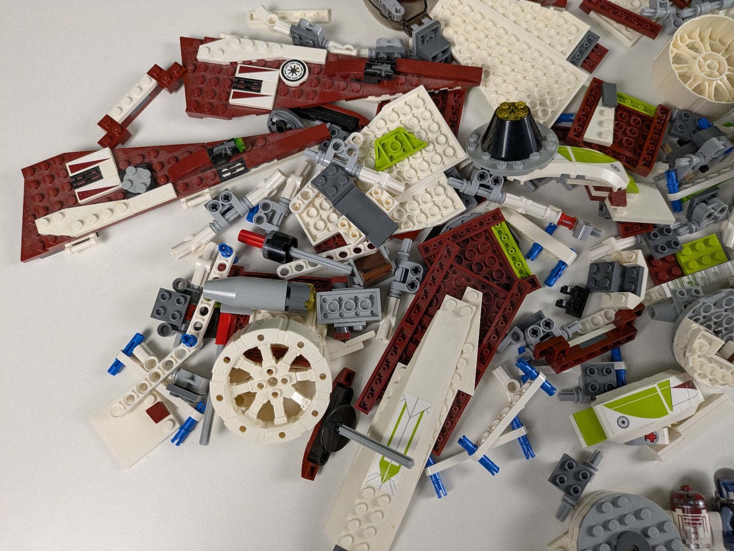 Lego Star Wars: Episode 2: Jedi Starfighter with Hyperdrive Set 75191