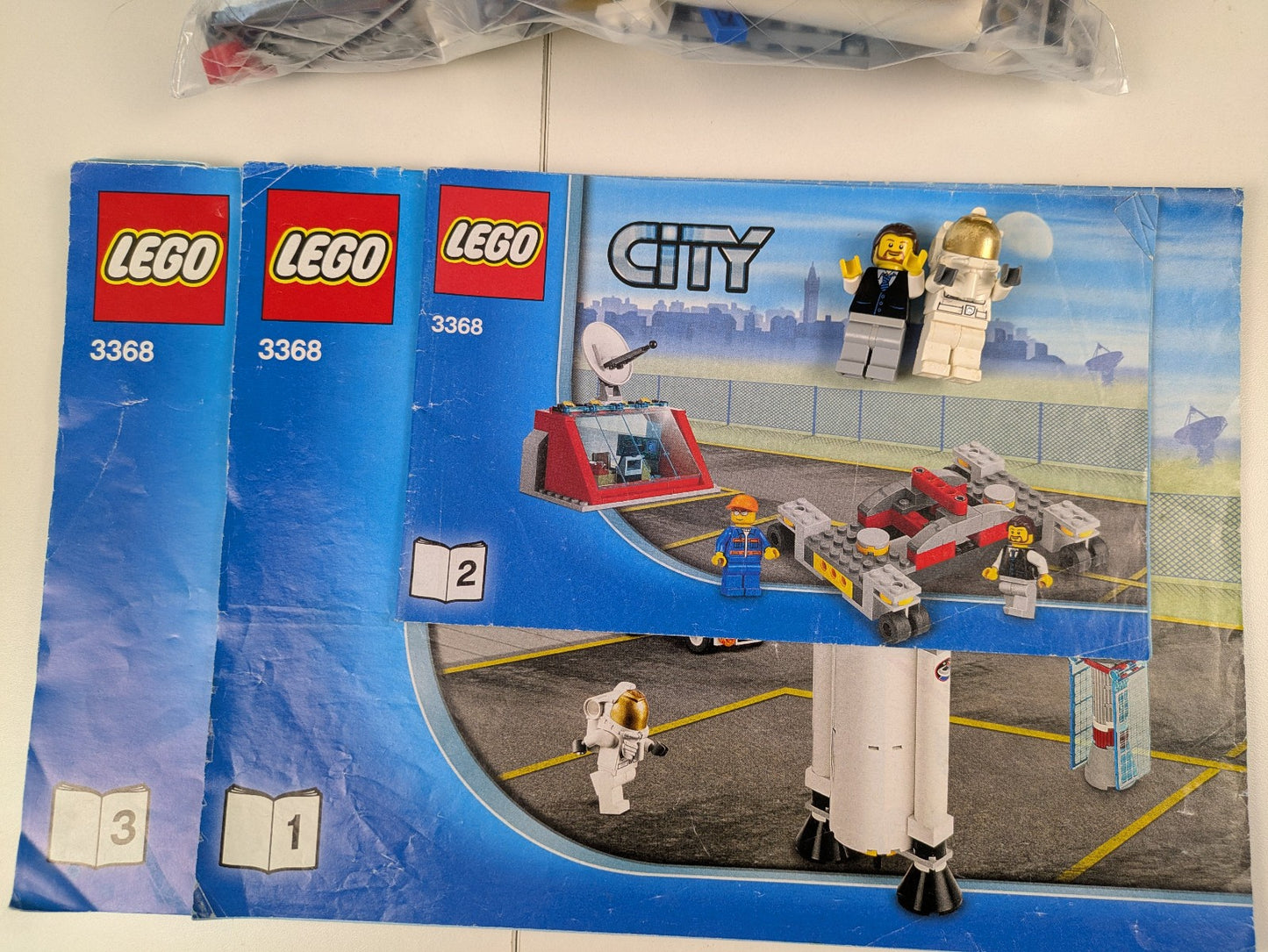 Lego Town: City: Space Exploration: Space Center Set 3368 - Incomplete Set