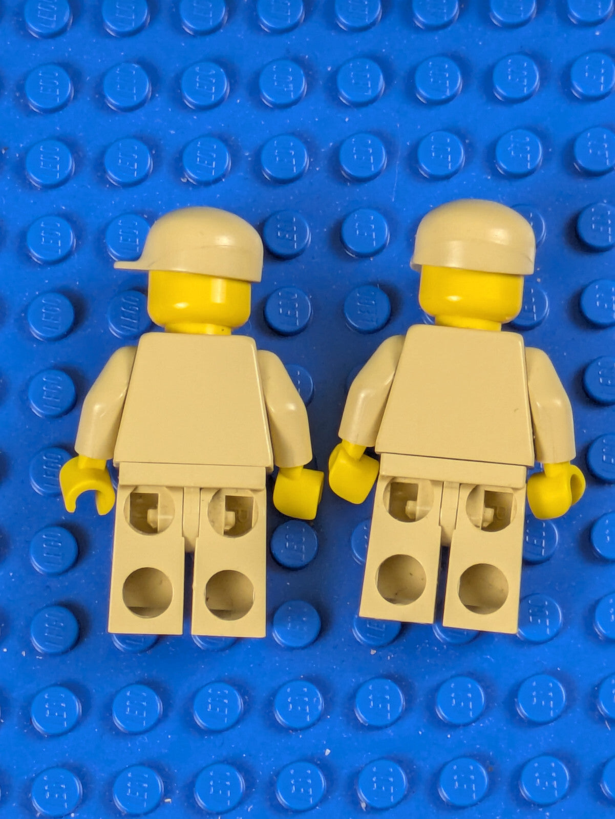 Lego Star Wars: Rebel Technician - Tan Uniform (2X) sw1034 Sets 7140, 7142