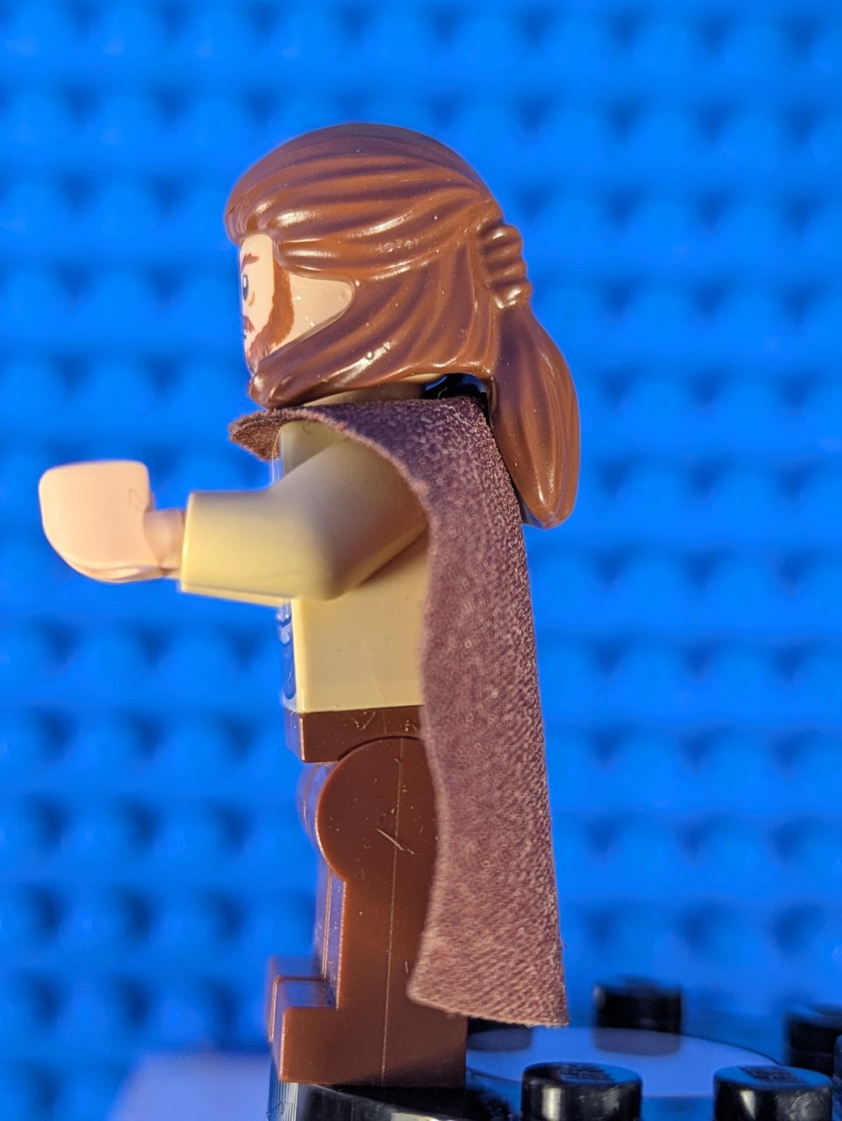 Lego Star Wars: Qui-Gon Jinn - Light Nougat Head sw0322 Set 7961