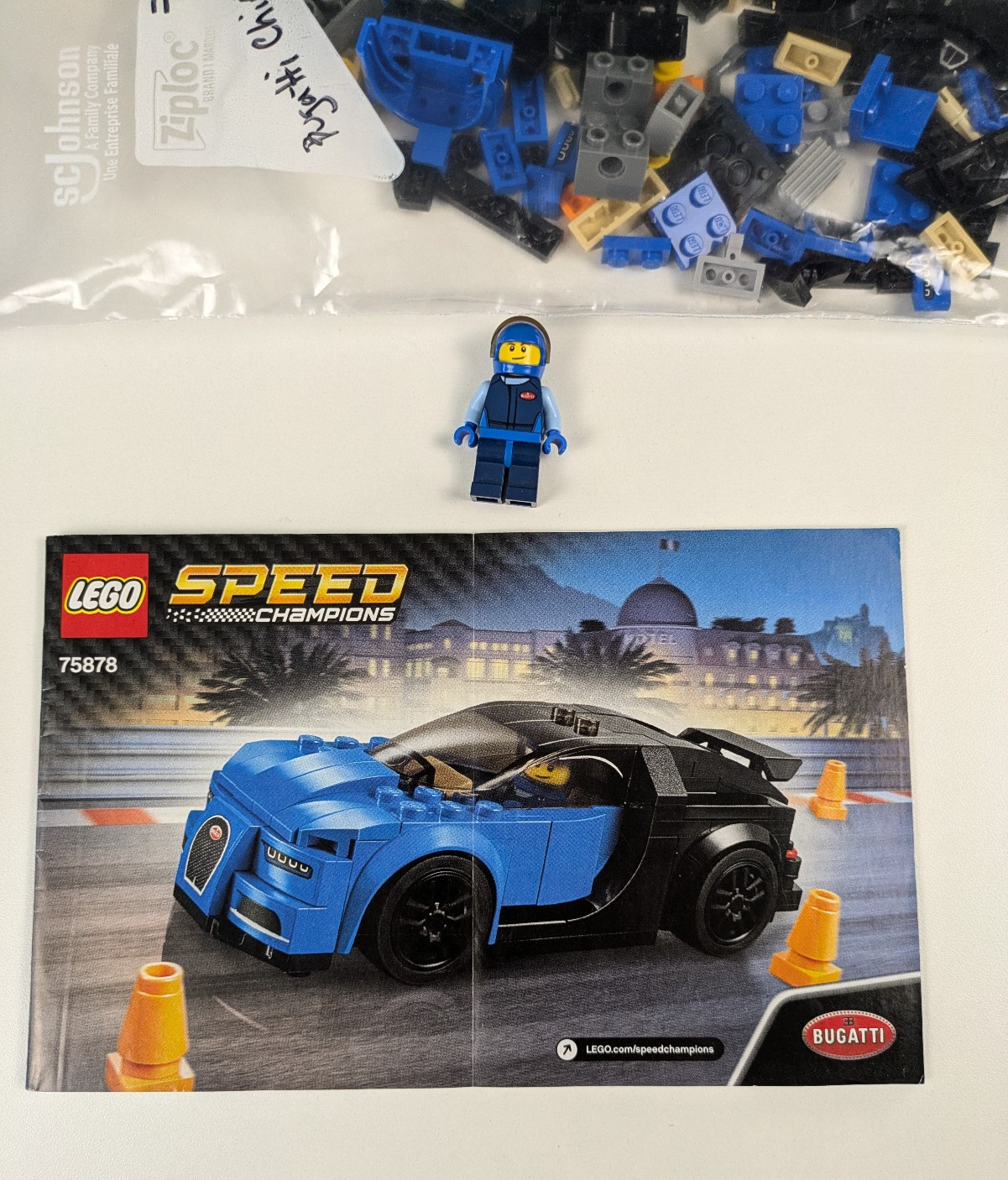 Lego SPEED CHAMPIONS: Bugatti Chiron Set 75878 - w/ Instructions