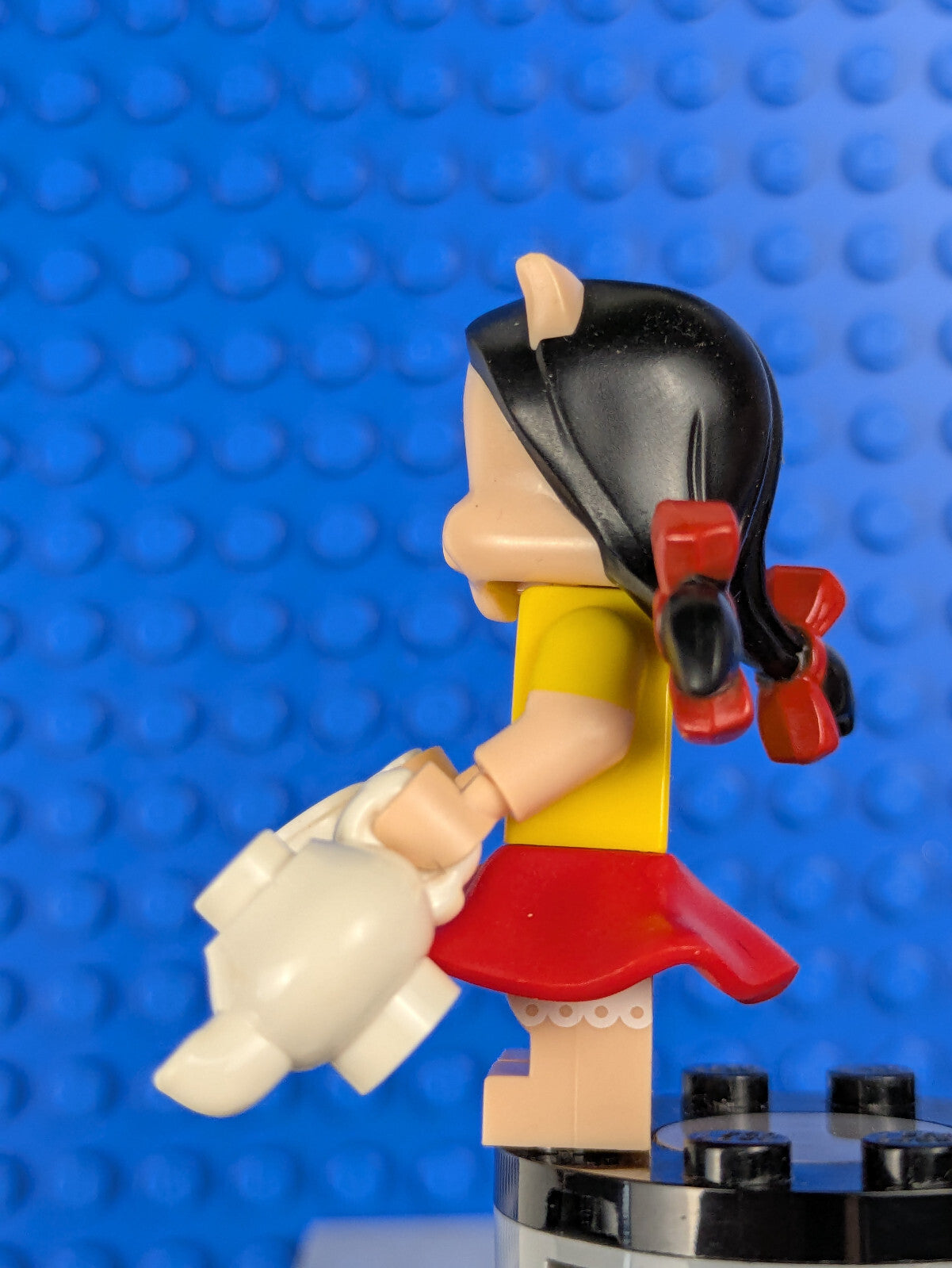 Lego Collectible Minifigures: Looney Tunes: Petunia Pig collt11 Set 71030