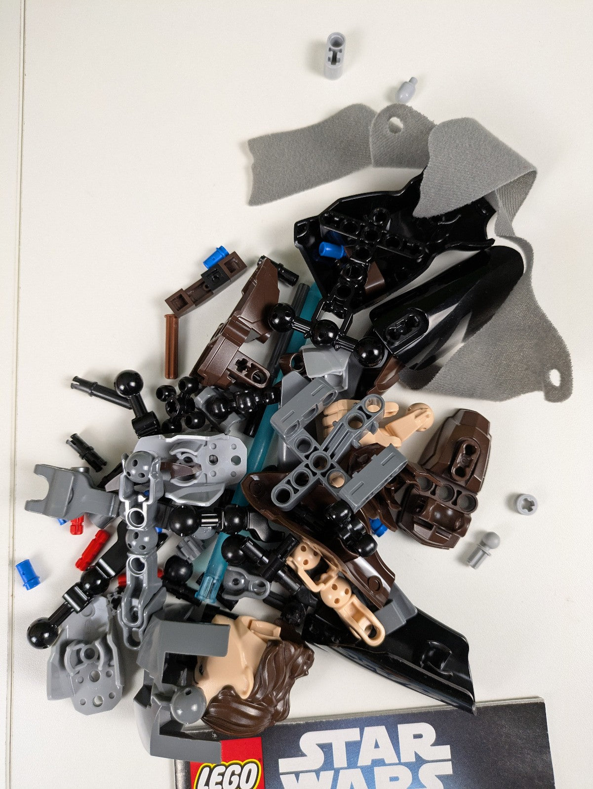Lego Star Wars: Buildable Figures: Rey Set 75528 - w/ Instructions