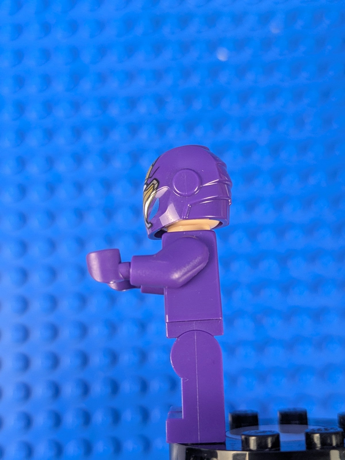 Lego Super Heroes: Rescue (Pepper Potts) - Dark Purple Armor sh0610 Set 76144