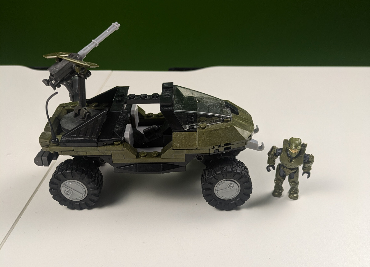 Mega Construx Halo Warthog Run GFT55 (2019) - Master Chief & Warthog