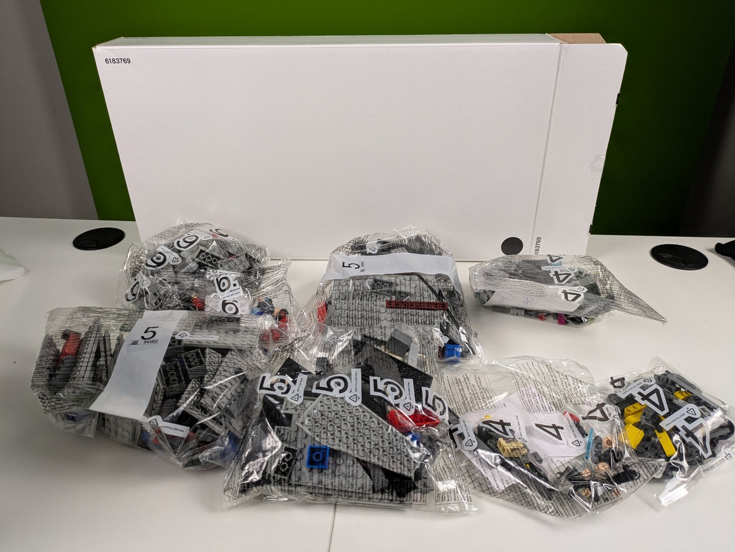 Lego Star Wars: Death Star - UCS (2nd edition) Set 75159 - Complete Set