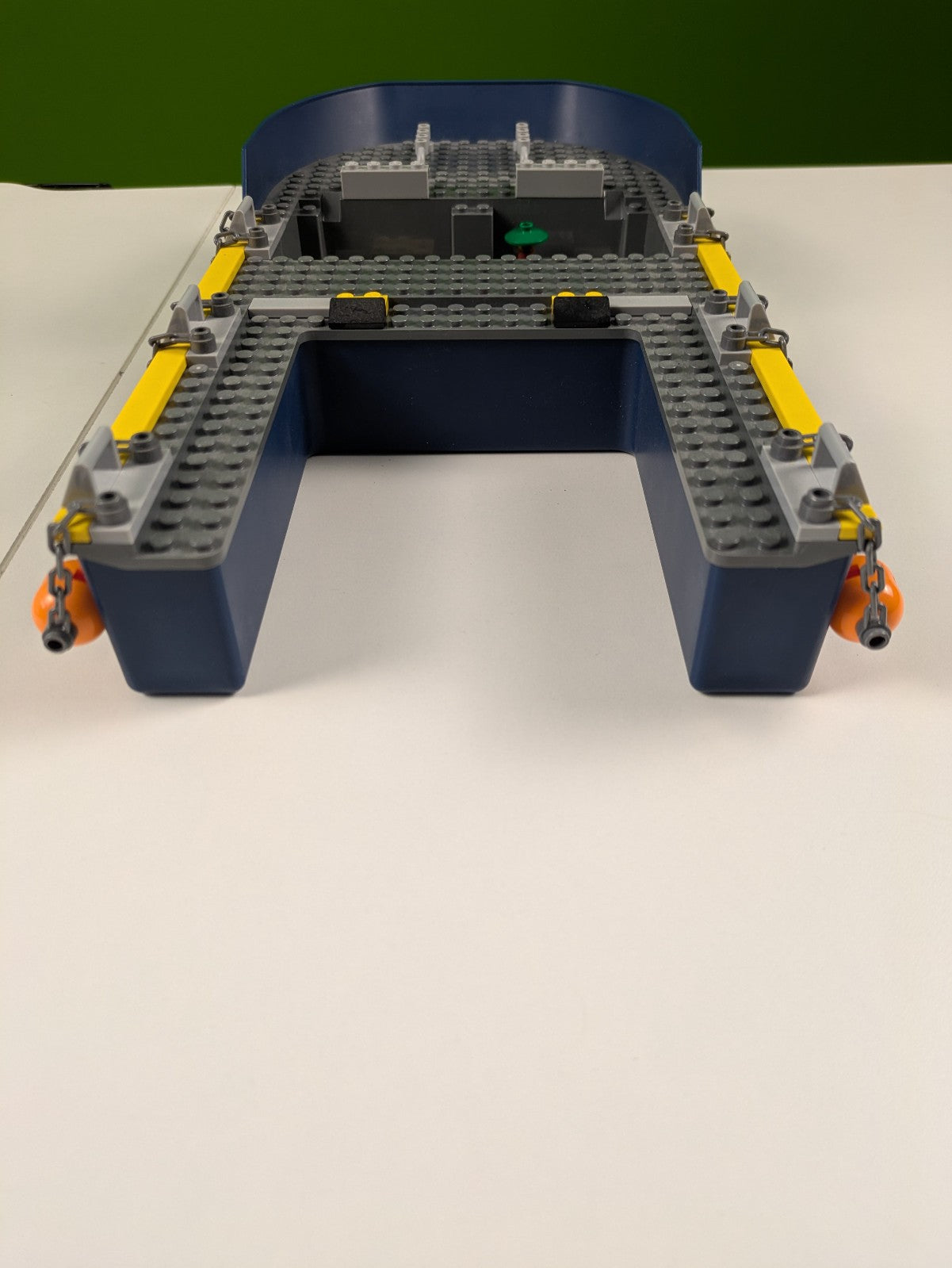 Lego City: Town: Deep Sea Exploration Vessel Set 60095 - Incomplete Set