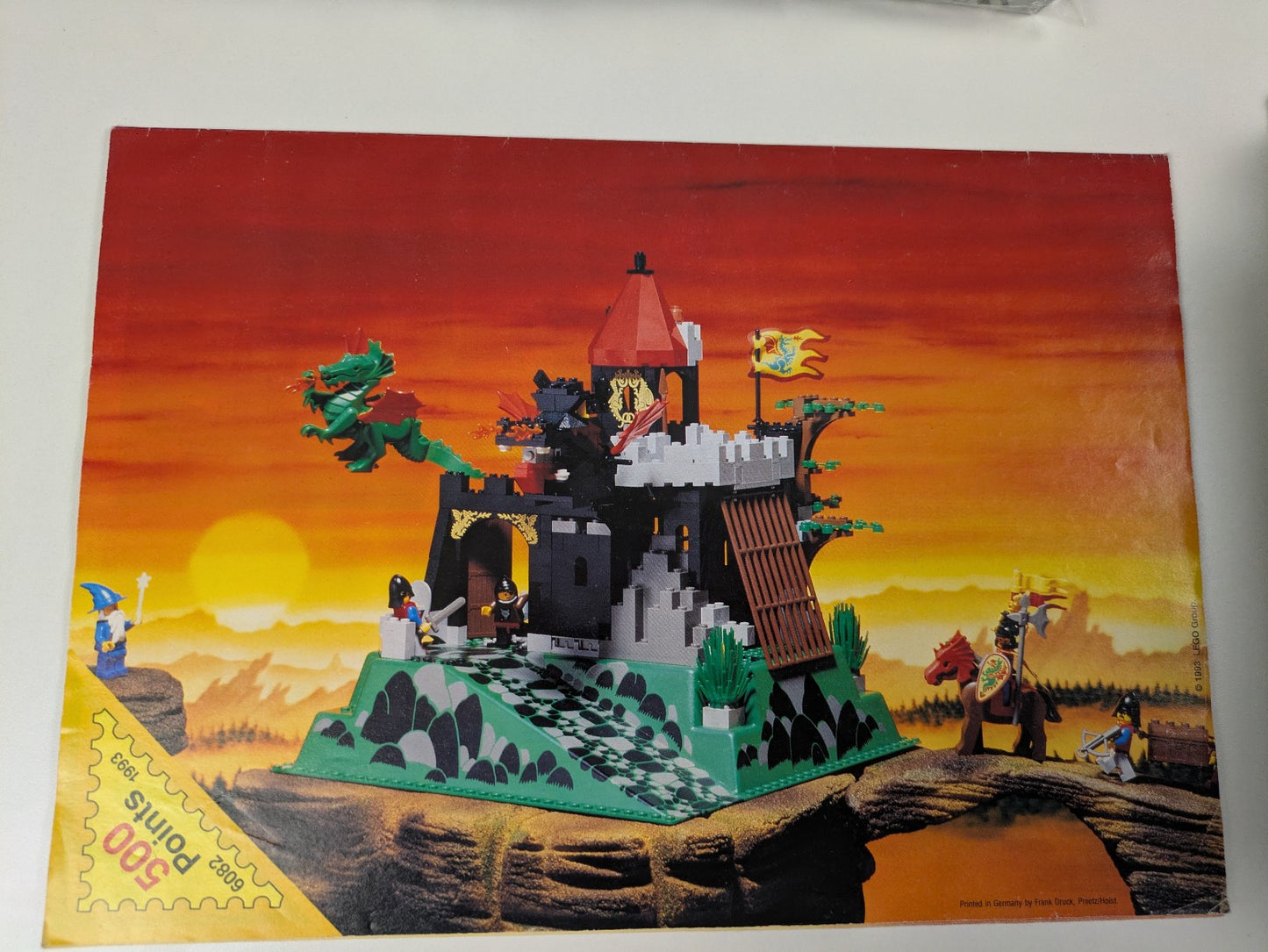 Lego Castle: Dragon Knights: Fire Breathing Fortress Set 6082 - w/ Instructions