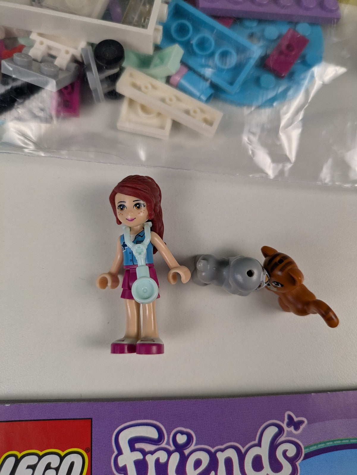 Lego Friends: Vet Clinic Set 41085 - w/ Instructions