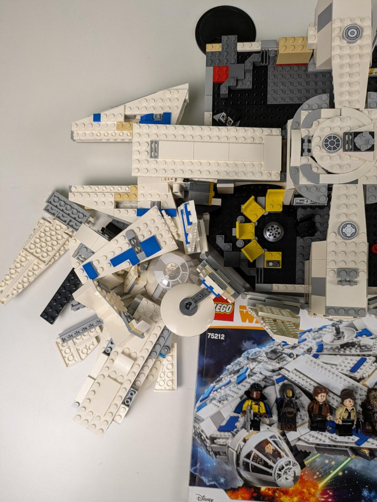 Lego Star Wars: Solo: Kessel Run Millennium Falcon Set 75212 - w/ Instructions