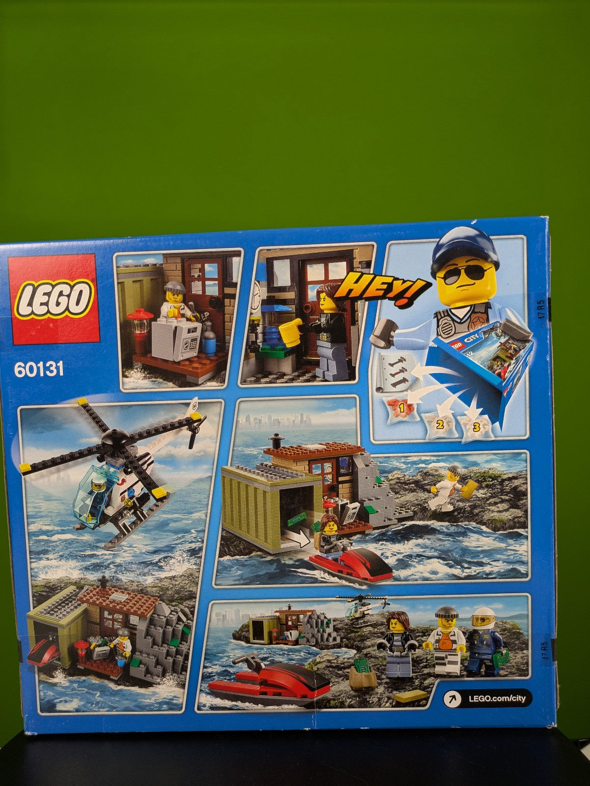 Lego Town: City: Police: Crooks Island Set 60131 BRAND NEW