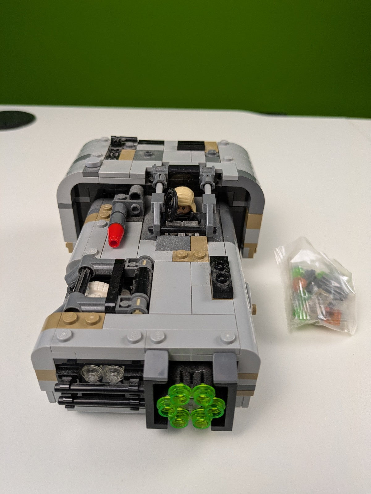 Lego Star Wars: Solo: Moloch's Landspeeder Set 75210 - Incomplete Set