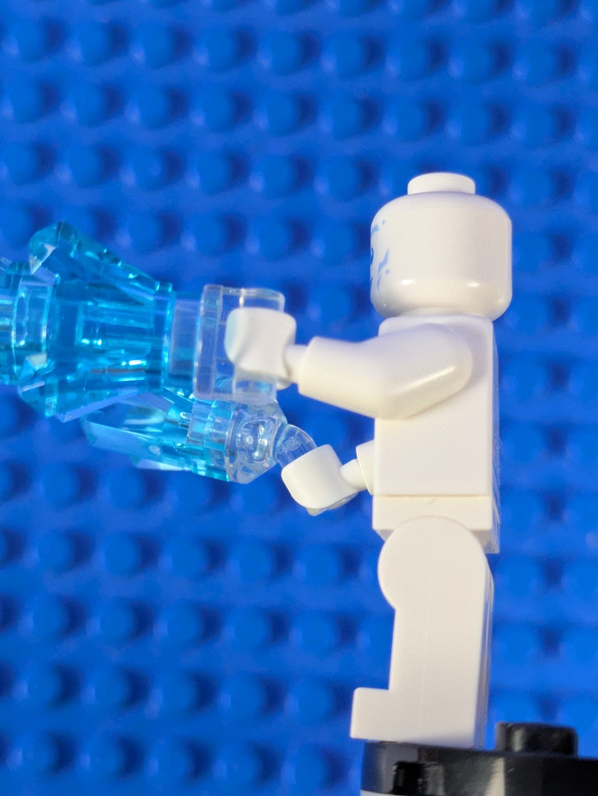 Lego Super Heroes: X-Men: Iceman - Medium Blue Eyes and Mouth sh0995 Set 76294