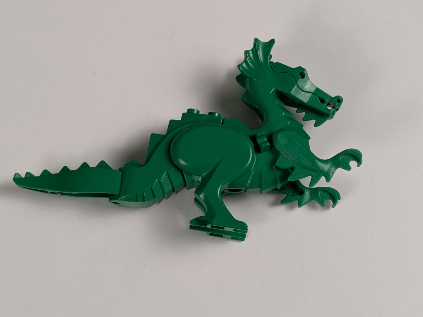 Lego Castle: Dragon Knights: Fire Breathing Fortress Set 6082 - w/ Instructions