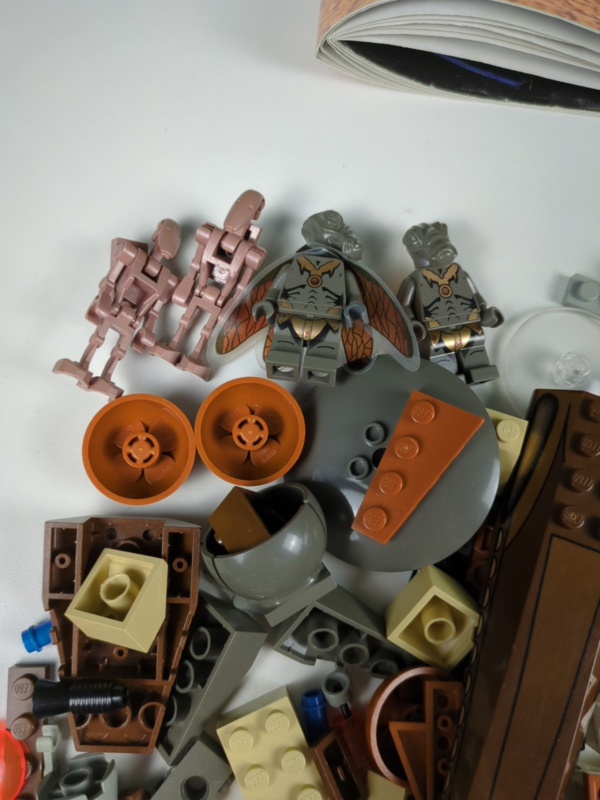 Lego Star Wars: Geonosian Starfighter Set 4478 - Complete