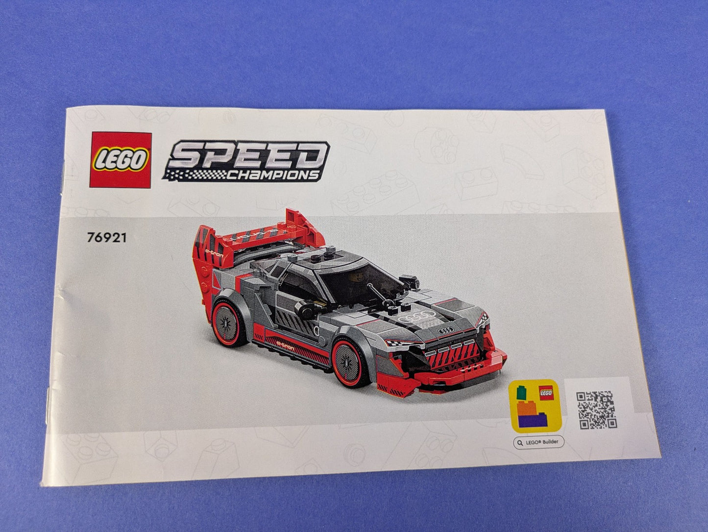 Lego SPEED CHAMPIONS: Audi S1 e-tron quattro Set 76921 Complete Set