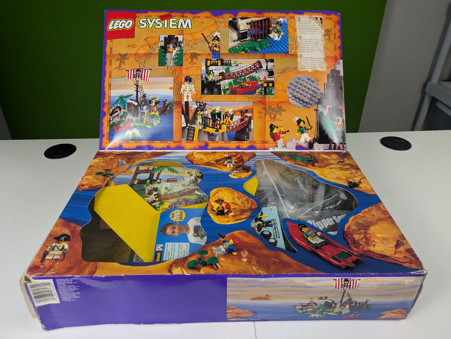 Lego Pirates: Pirates I: Pirates Perilous Pitfall Set 6281