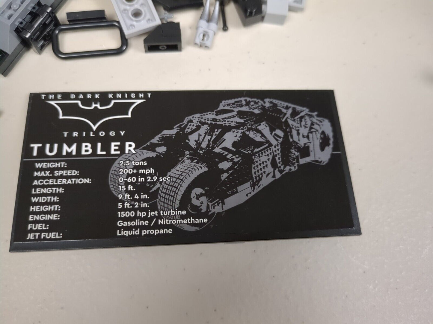 Lego Super Heroes: The Dark Knight Trilogy: Batman Batmobile Tumbler Set 76240