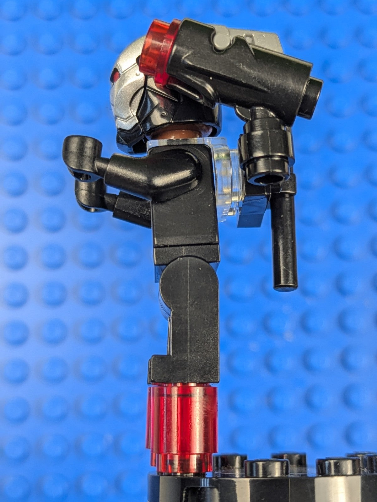 Lego Super Heroes: War Machine - with Shooter sh0258 Set 76051