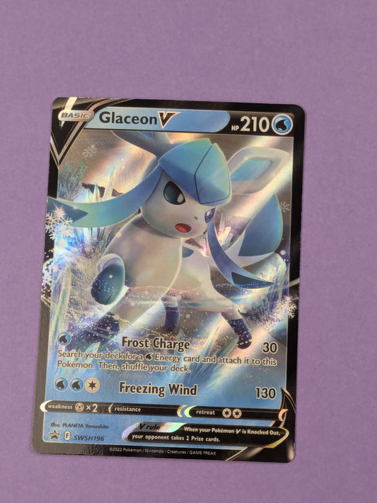 Glaceon V - SWSH196 - Promo Sword & Shield Promos  - Pokemon Card - NM