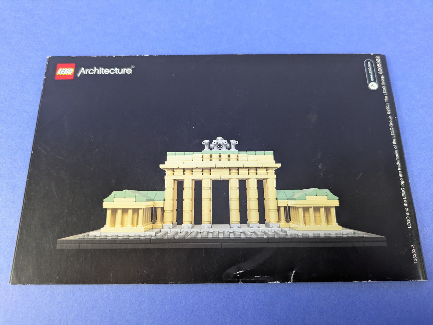 Lego Architecture: Brandenburg Gate Set 21011 Complete Set