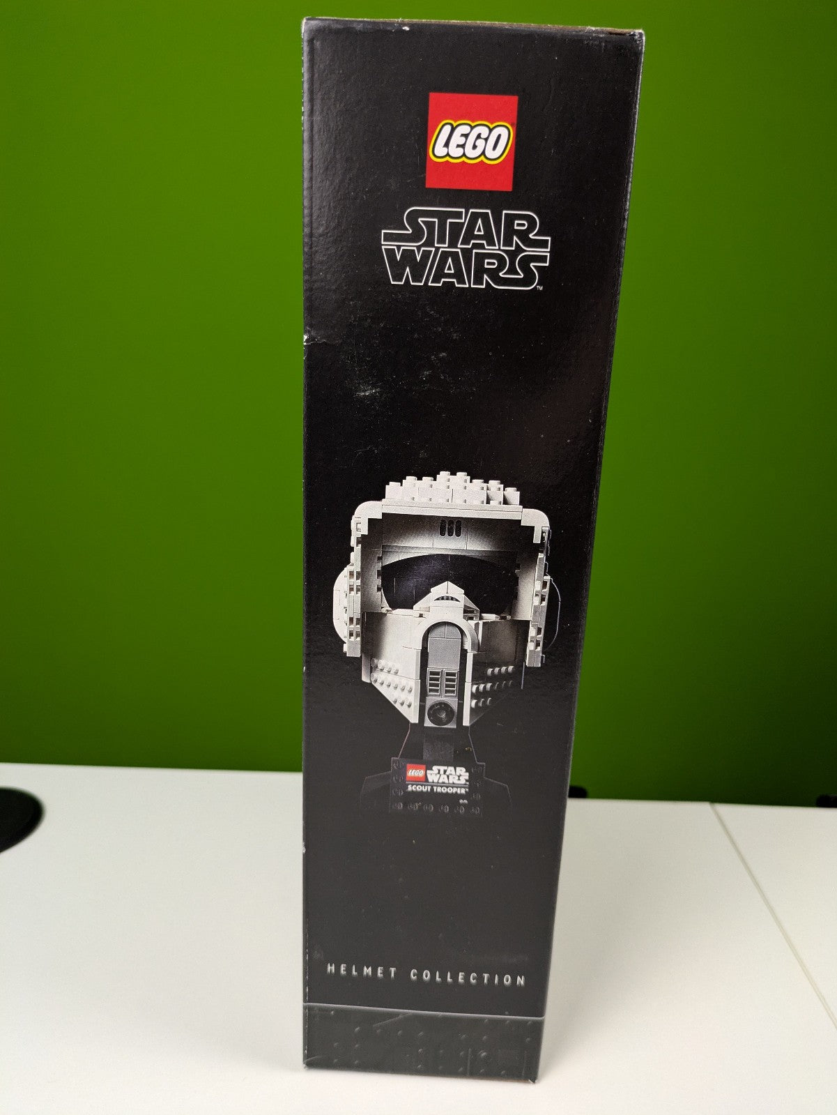 Lego Star Wars: Helmet Collection: Scout Trooper Helmet Set 75305 BRAND NEW