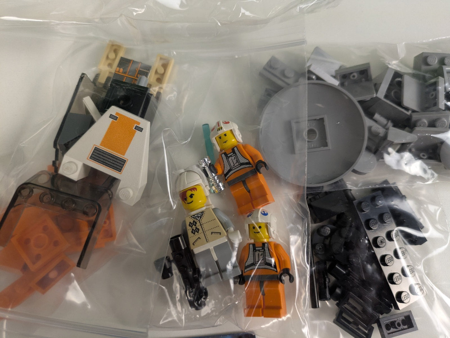 Lego Star Wars: Episode 4-6: Rebel Snowspeeder Set 4500 - Complete Set