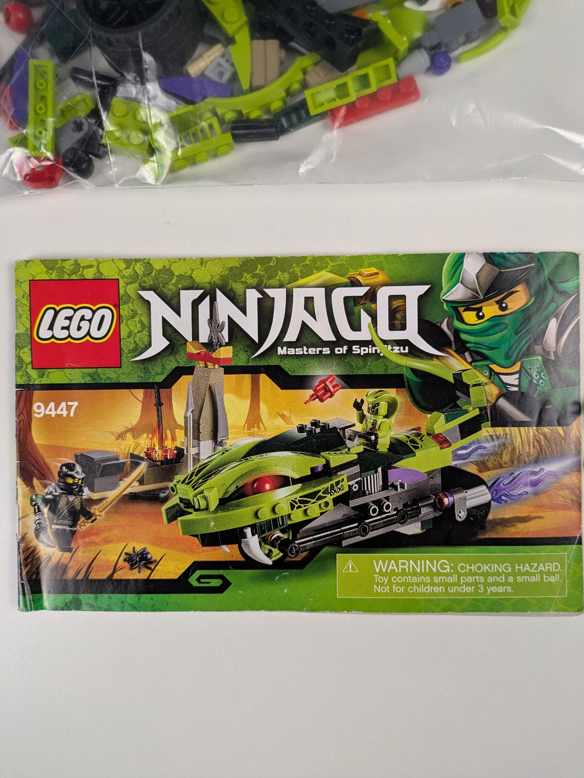 Lego NINJAGO: Rise of the Snakes: Lasha's Bite Cycle Set 9447 - w/ Instructions